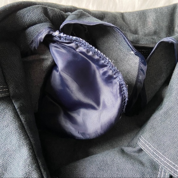 Robert Louis Denim Quarter Cropped Swing Jacket - Picture 8 of 9